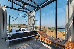 Elivaas White House 7 BHK Villa With panoramic Hill Views, Igatpuri