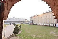 ROYAL MAC PALACE, Chhapra