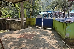 Five Falls view Bungalow, Kutralam