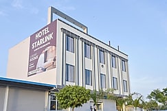 Hotel Starlink By The Nine Hotel, Jaipur