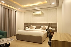 Auraa Suites, Delhi