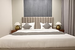 Auraa Suites, Delhi