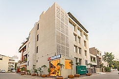 Playsales SSR, Indore