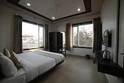 Hotel Anurag Heights, Udaipur