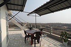 HALARI GUESTHOUSE, Jowai