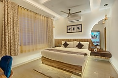 SHARNAM ON THEGANGES (By ShriHanumant HolidayHomes), Rishikesh