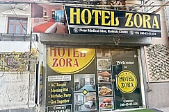 Hotel Zora, Rohtak