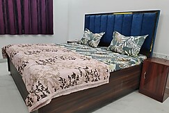 Suryavanshi Guest House, Ayodhya