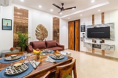 Homlee Gold Star 3BHK Vasant Kunj, Delhi
