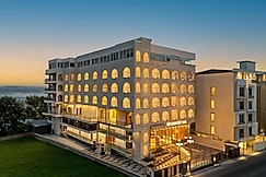 Country Inn Dehradun, Dehradun