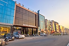 Hotel Premier Inn, Delhi
