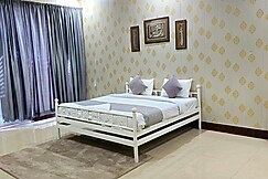 Hotel raj inn, Lucknow