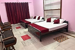 Hotel Padamaa Palace, Varanasi