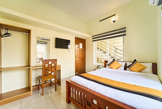 Itsy Hotels Salees Enclave  Near Padmanabhaswamy Temple