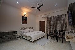 RIYAARTH STAYS, Agra