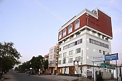 Hotel Yuvraj Prime, Jaipur