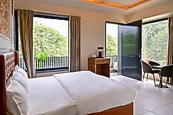 Homestay by cafe9, Amritsar
