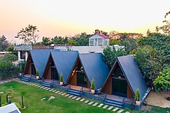 Alaya Stays KV Ventures Mirage 3 BHK Villa With Pool & Garden, Faridabad