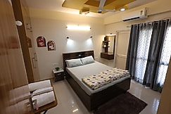 Casa InteliStay - Smart, Stylish 2BHK in Lucknow, Lucknow