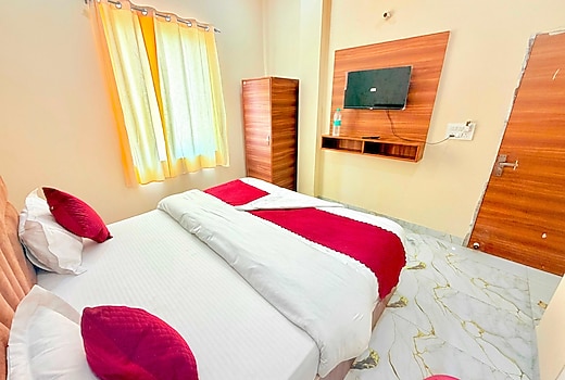 Hotel O Shree Kanhaiya Palace