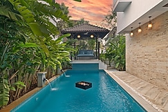 Melhor Stays villa - L-S05 Luxurious 4BHK villa with private pool @ Anjuna, Goa