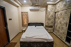 Simply yours I 2BR by Homeyhuts (4f) I Near beach, Visakhapatnam