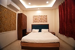 Hotel Maruti Nandan, Varanasi