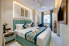 THE WESTERN GRAND - THE LUXURY HOTEL, Delhi