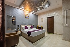 Hotel Vybe stay, Noida