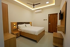 Chantini Inn, Velankanni