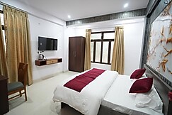 Hotel Rahi Residency, Varanasi
