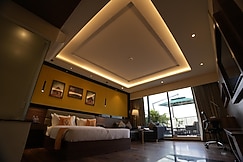 The Murti Hotel & Banquets, Greater Noida