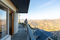 Whispering Alps 4BHK, Chail