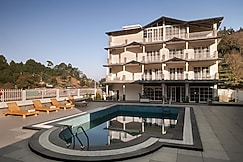 The Alpine- Sports Retreat And Villas, Kosya Kutauli