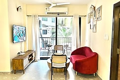 1BHK Apartment in Candolim with Pool, WiFi & Balcony | Near Candolim Beach, Goa