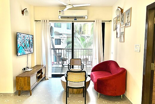 1BHK Apartment in Candolim with Pool, WiFi & Balcony | Near Candolim Beach