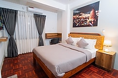 Checkpoint KTM - Boutique Urban Hostel, Chitwan