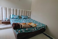 Soulmate cafe & rooms, Etawah