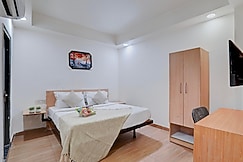 Restin Hotel, Delhi