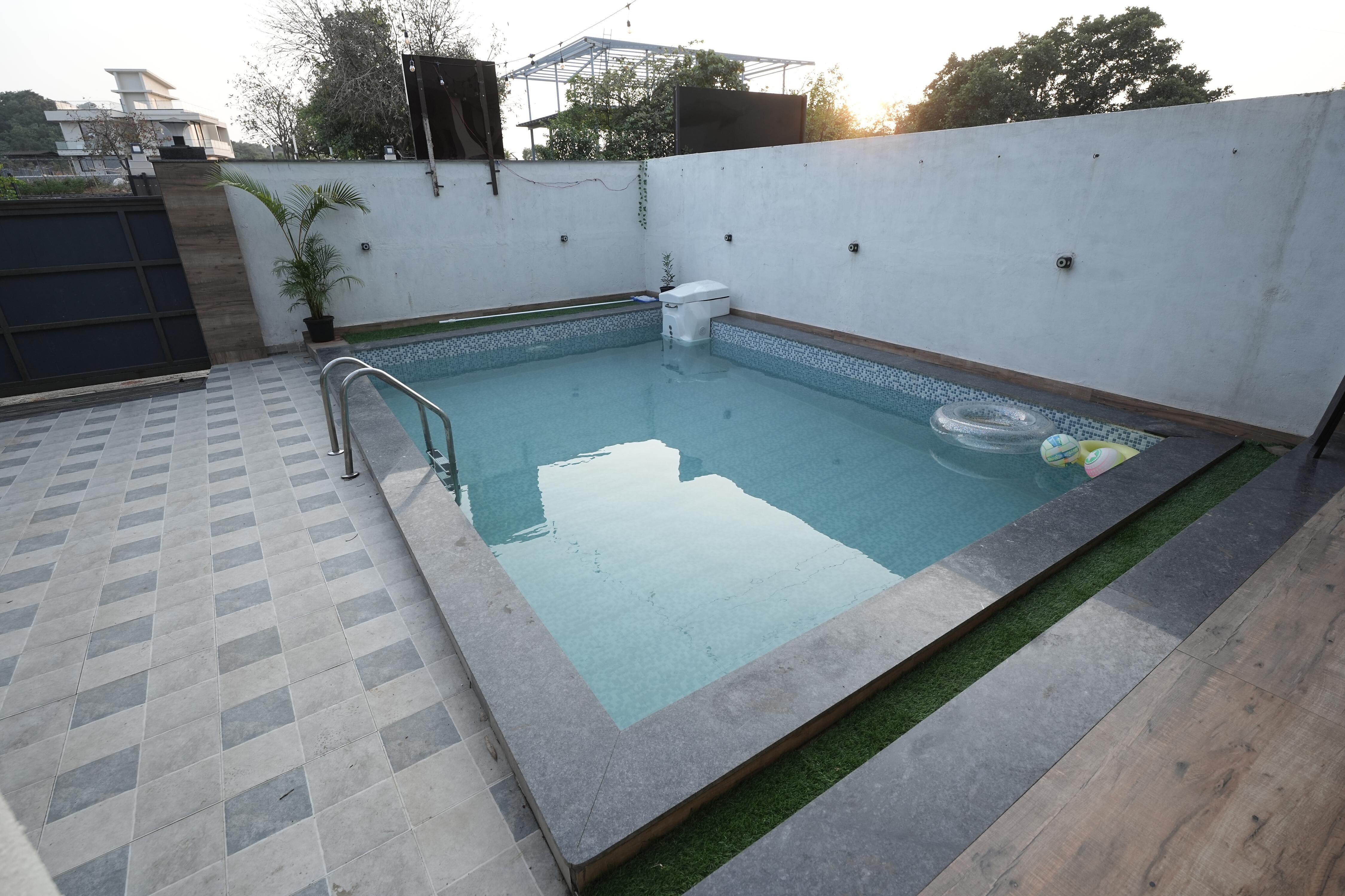 Twilight Haven - 4BHK with Swimming pool 2