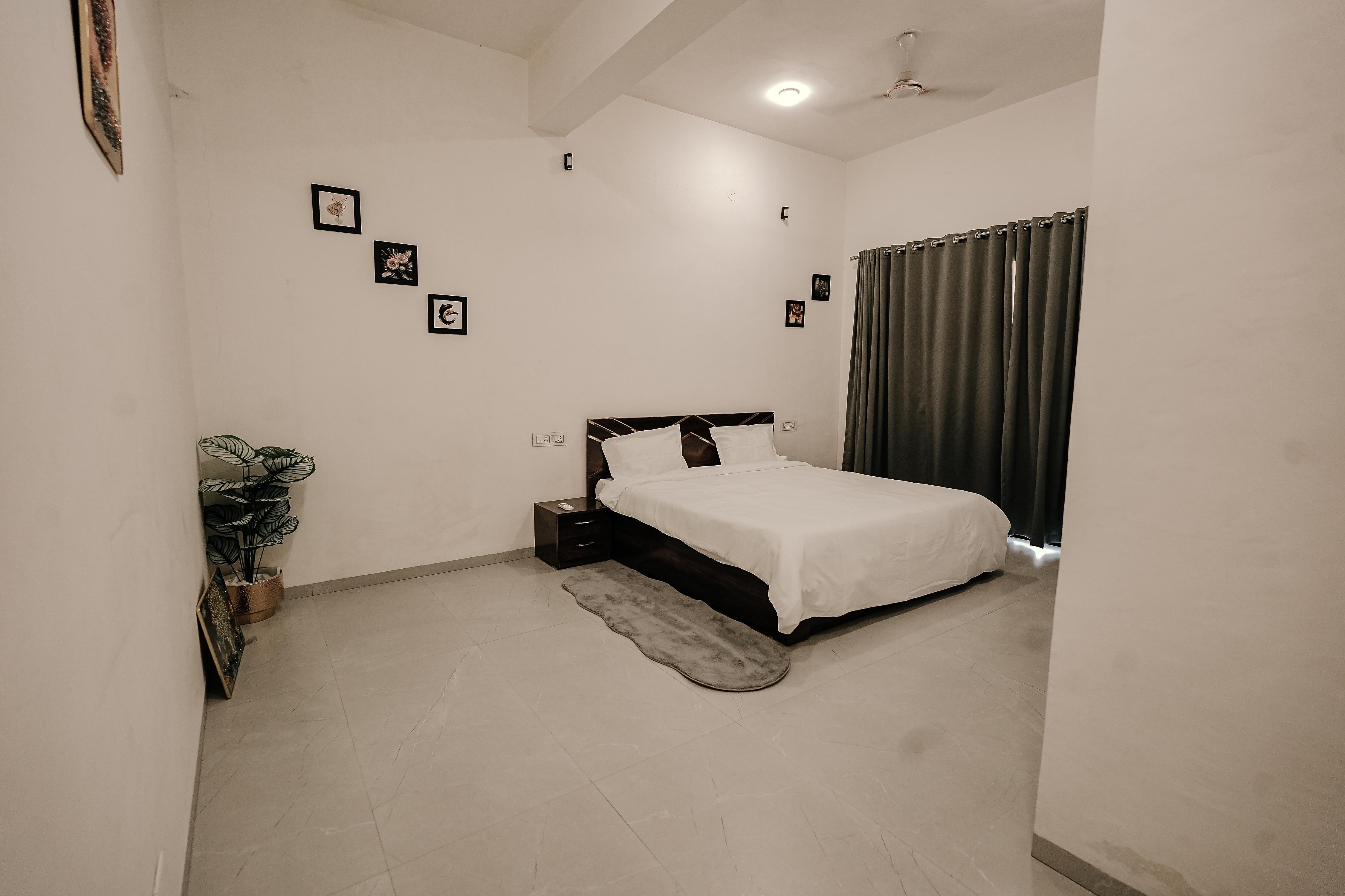 Twilight Haven - 4BHK with Swimming pool 1