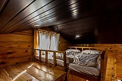 Hidden Valley Camp & Resort, Pangot