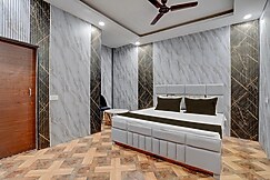 Hotel O The Golden Rose Banquet By Vaishnavi, Greater Noida