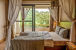 Milele 4BR Hillside Villa Bhimtal, Bhimtal