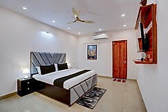 HOTEL O JJ Residency, Noida