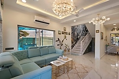 Alaya stays Soulskape 4 BHK Villa With Pool , Sit Out and Terrace, Karjat