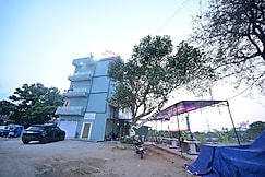 Hotel Stay Leaf, Ranchi