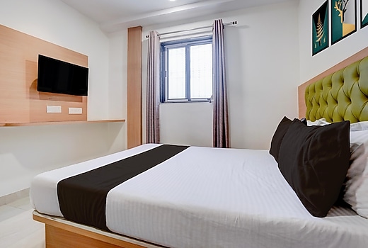 Hotel O Shalom Residency