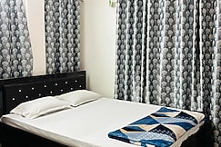 Secret Spot w 43 inch smart TV, Netflix & Balcony., Siliguri