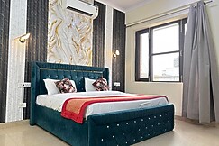 Divine India Serviced Apartments | Medanta Hospital & Sector 51 Metro, Noida
